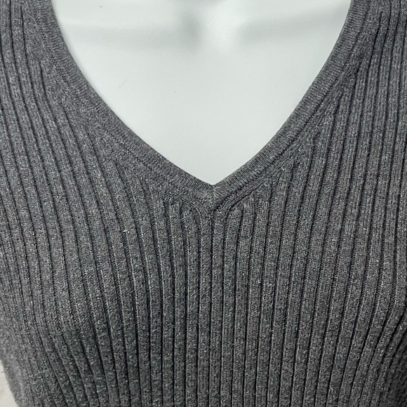 Calvin Klein Ribbed V-Neck pullover sweater Dark Gray M excellent vintage - Picture 5 of 7